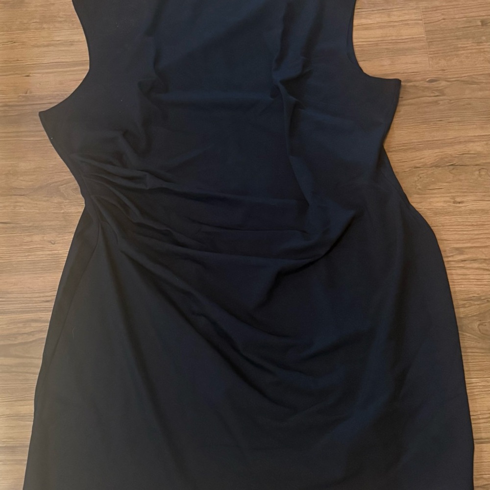 Elegant Black Sleeveless Dress
